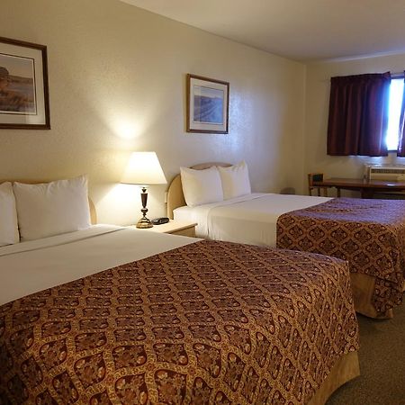 Armada Inn Motel Unity ภายนอก รูปภาพ